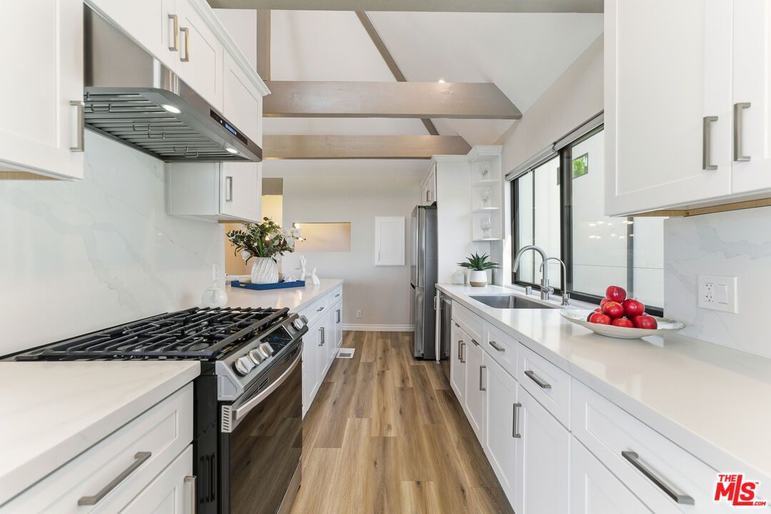 Interior, Kitchen, Marble Walls, Recessed Lighting, Stainless Steel Appliances, Wooden Beams, Wood Texture Flooring