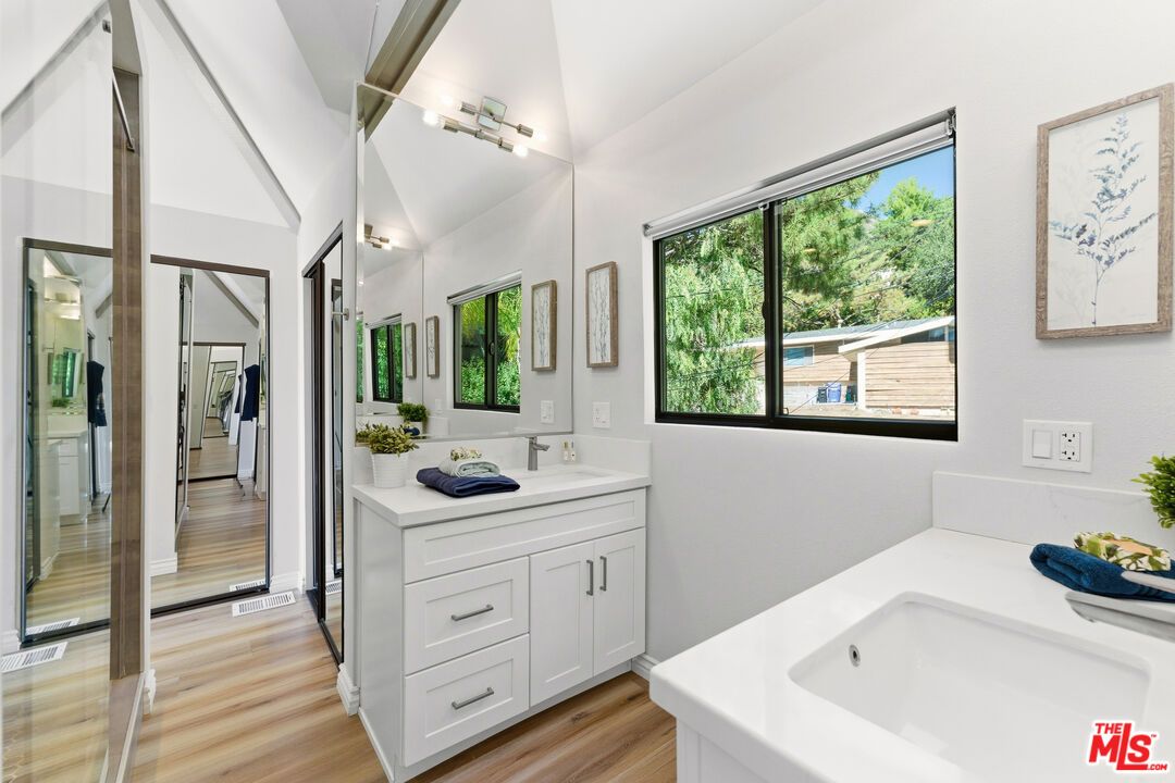 Bathroom, Dual Sink Vanities, Interior, Wood Texture Flooring