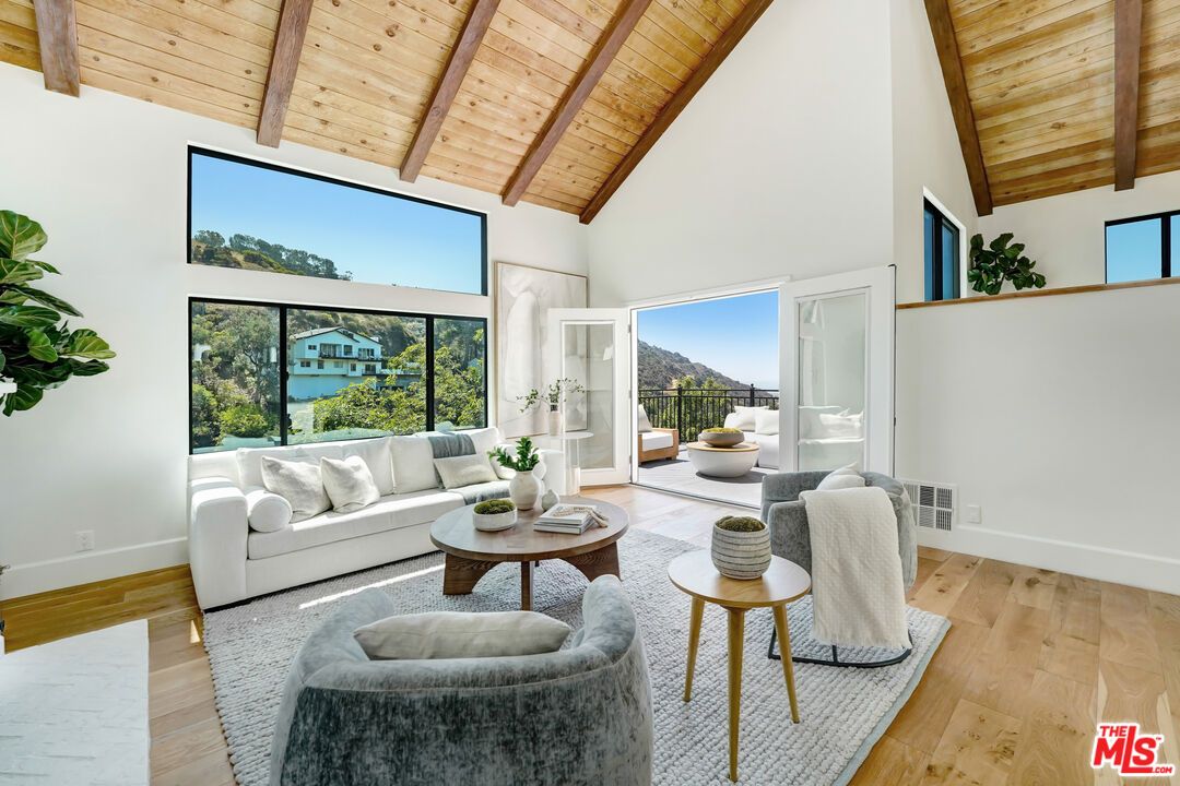 Interior, Living room, Wooden Beams, Wooden Ceilings, Wood Texture Flooring