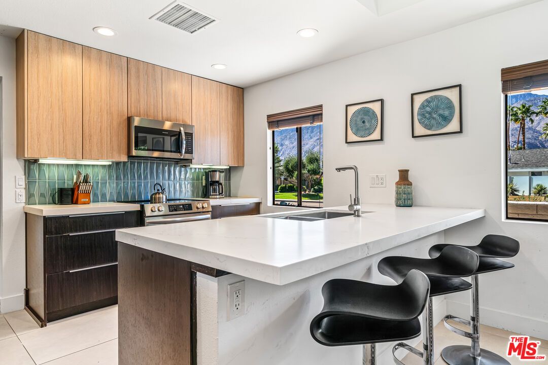 Interior, Kitchen, Recessed Lighting