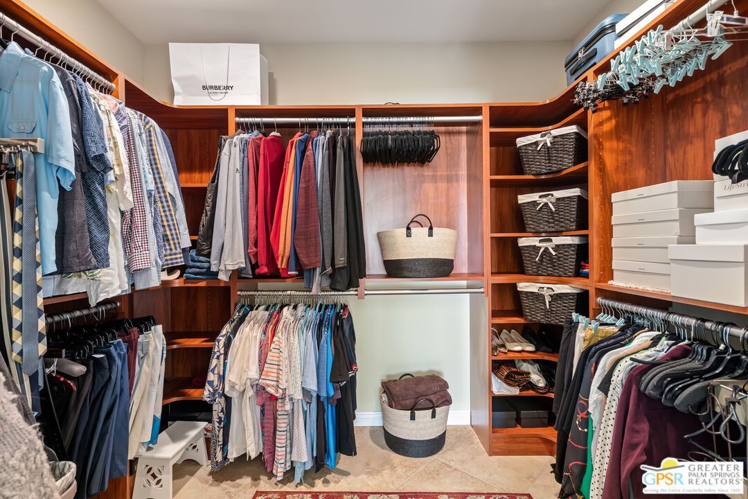 Interior, Walk-in Closets