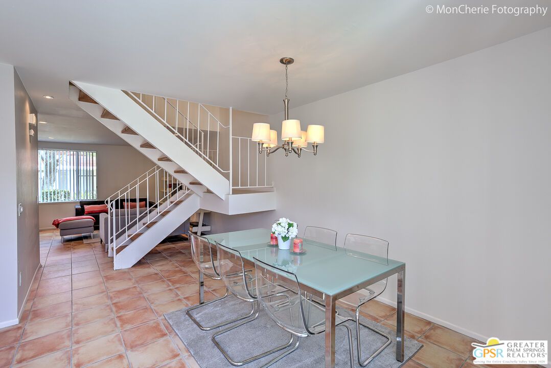 Chandelier, Dining room, Interior, Recessed Lighting