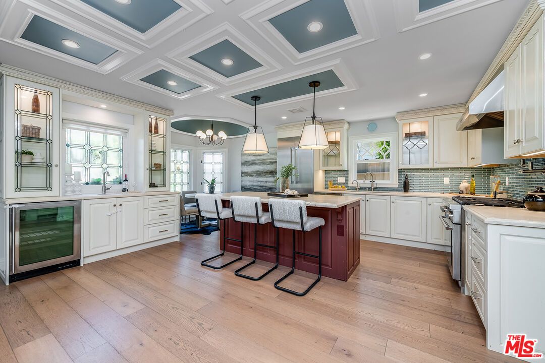 Chandelier, Interior, Kitchen, Pendant Lights, Recessed Lighting, Wood Texture Flooring