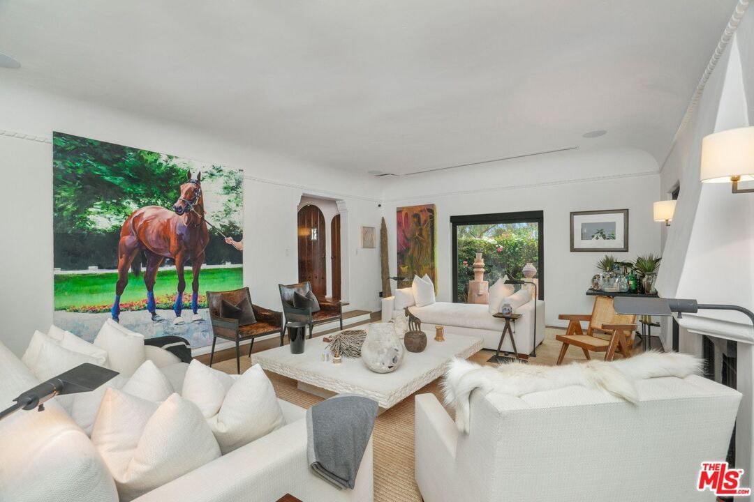 Interior, Living room