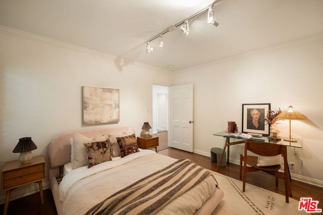 Bedroom, Home Office, Interior, Wood Texture Flooring