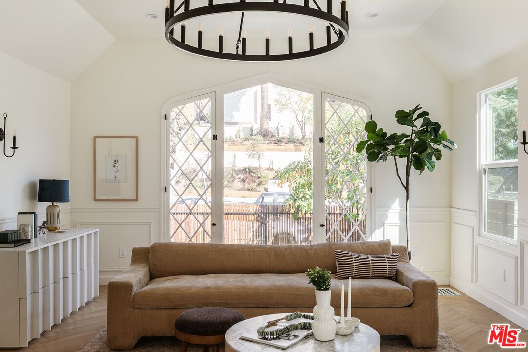 Chandelier, Interior, Living room, Wood Texture Flooring