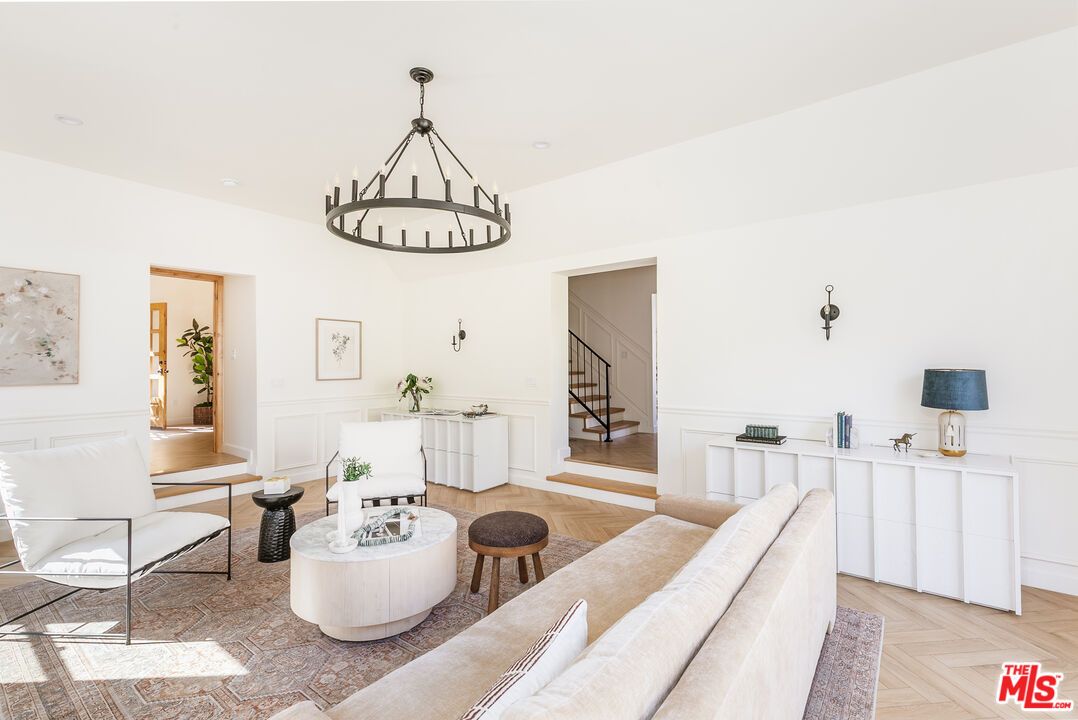 Chandelier, Interior, Living room, Wood Texture Flooring
