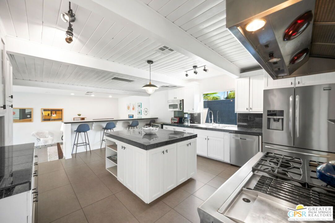 Interior, Kitchen, Pendant Lights, Stainless Steel Appliances