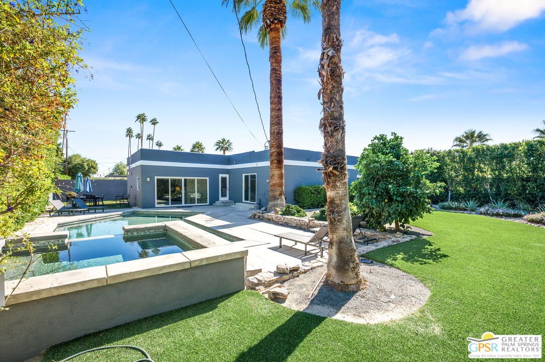 Backyard, Exterior, Pool