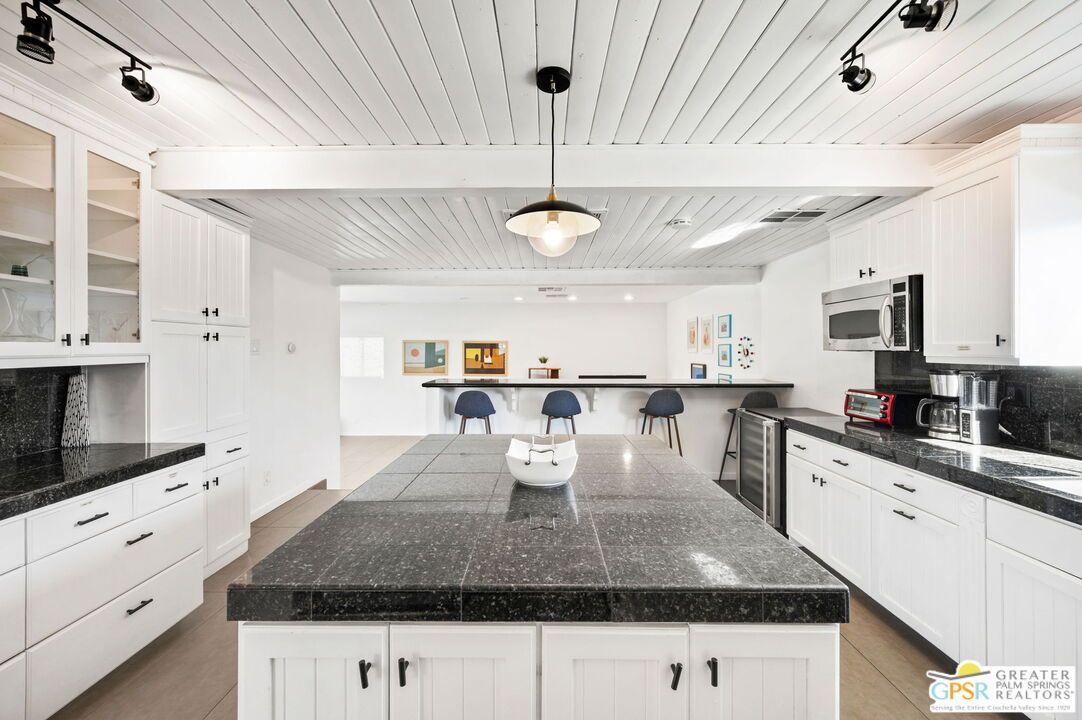 Interior, Kitchen, Pendant Lights, Stainless Steel Appliances