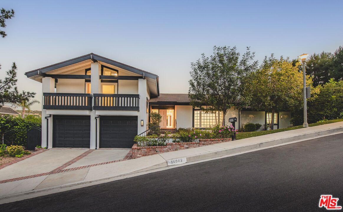 DE Listing image placeholder