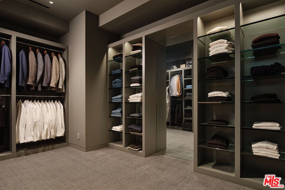 Interior, Recessed Lighting, Walk-in Closets