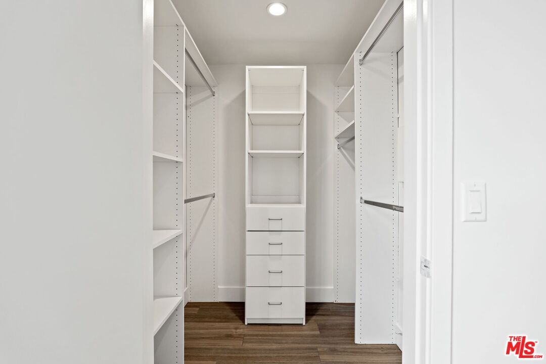 Interior, Recessed Lighting, Walk-in Closets, Wood Texture Flooring
