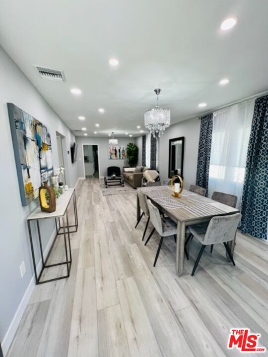 Chandelier, Dining room, Interior, Living room, Recessed Lighting, Wood Texture Flooring