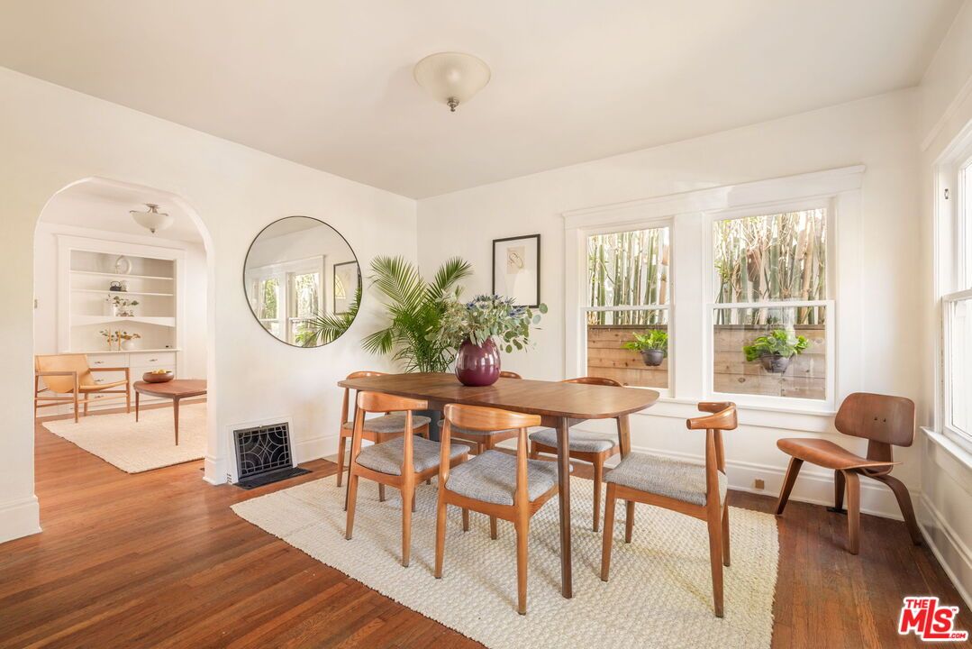 Dining room, Interior, Wood Texture Flooring