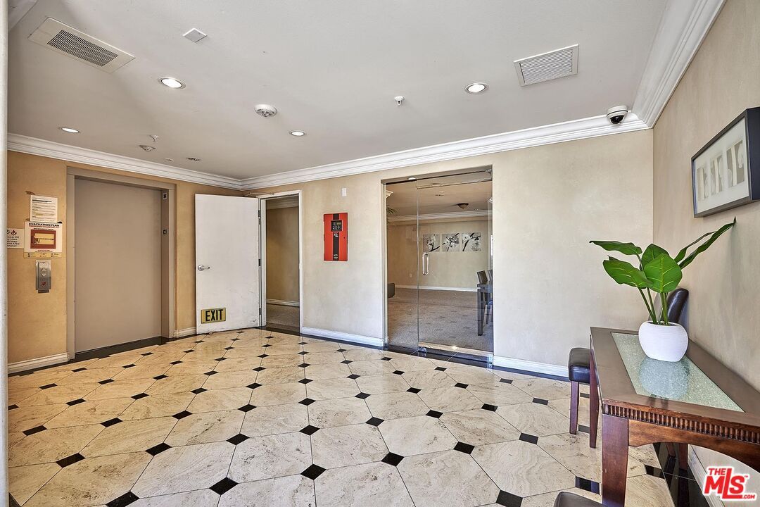 Elevator, Interior, Recessed Lighting