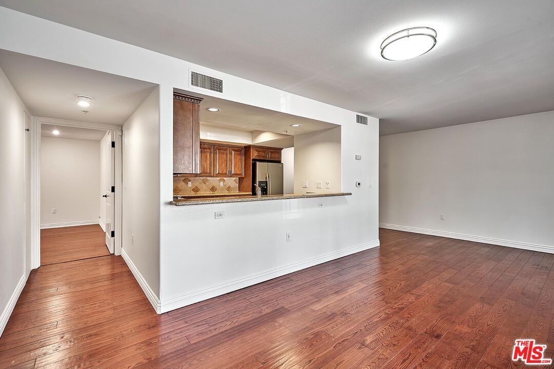Empty room, Interior, Kitchen, Recessed Lighting, Wood Texture Flooring
