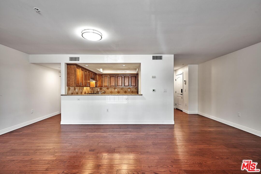Empty room, Interior, Kitchen, Wood Texture Flooring
