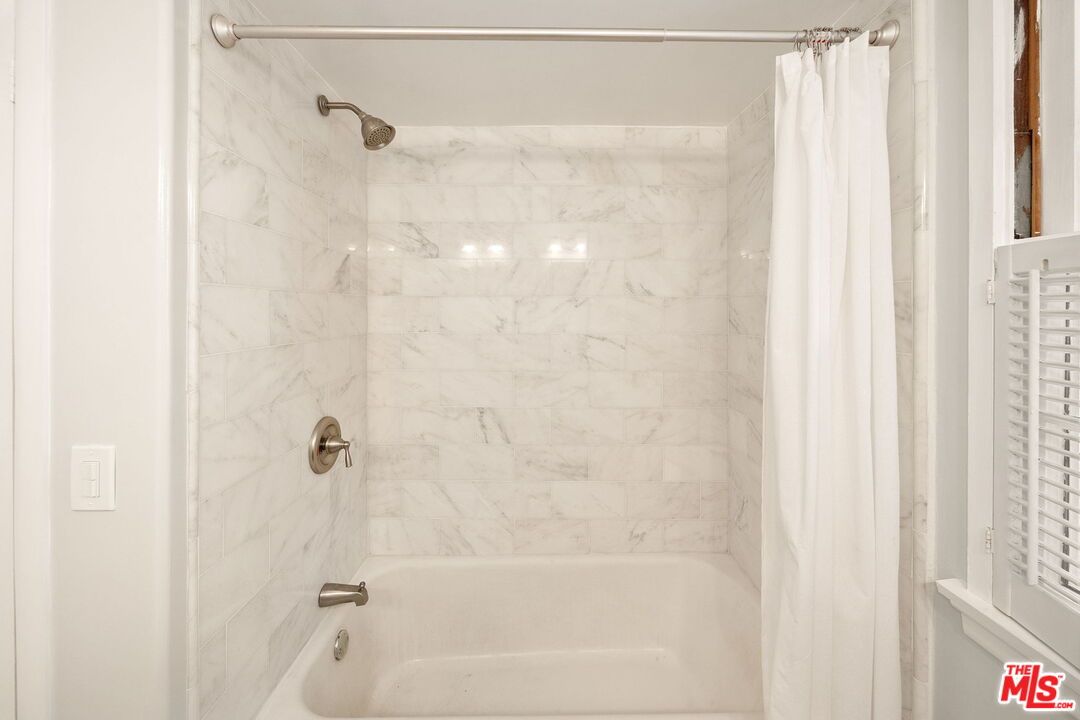 Bathroom, Interior, Marble Walls