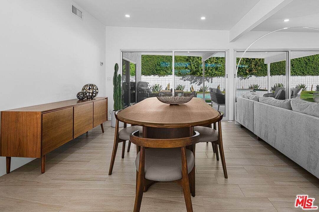 Dining room, Interior, Living room, Recessed Lighting, Wood Texture Flooring