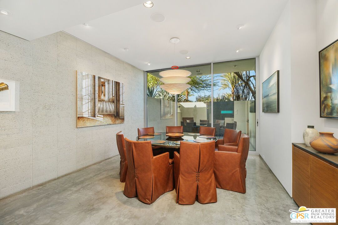 Dining room, Interior, Recessed Lighting