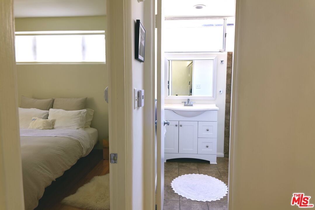 Bathroom, Bedroom, Interior
