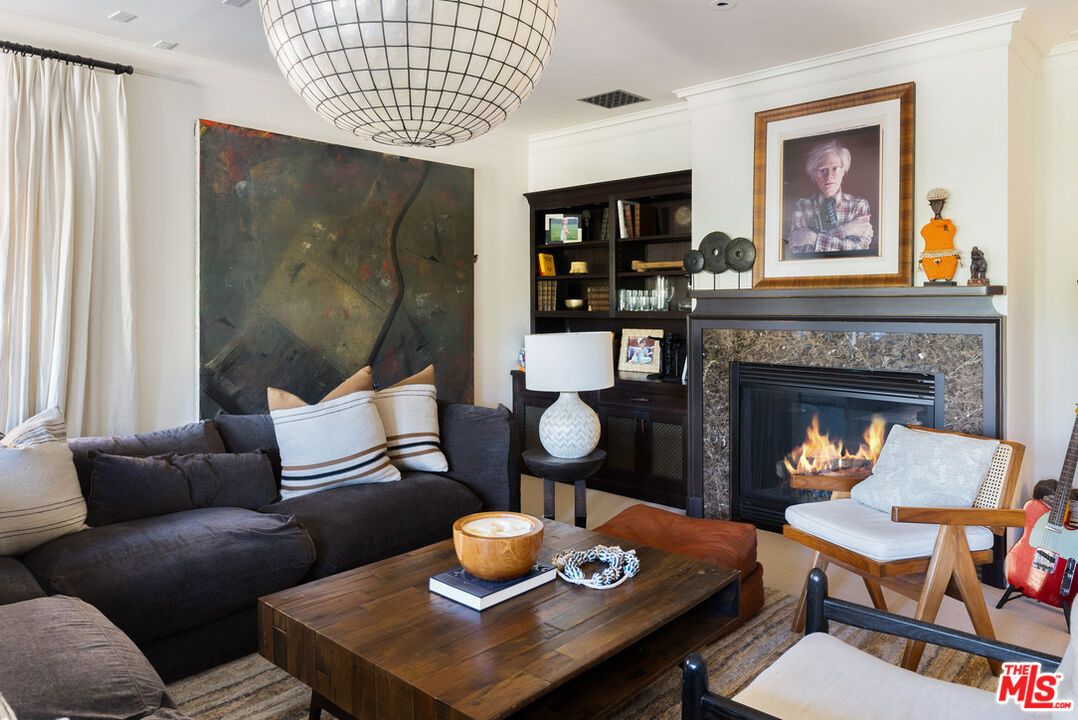 Fireplace, Interior, Living room, Recessed Lighting