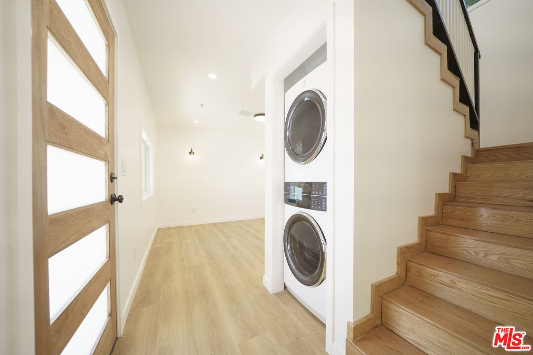 Interior, Recessed Lighting, Utility Closets, Washer, Wood Texture Flooring
