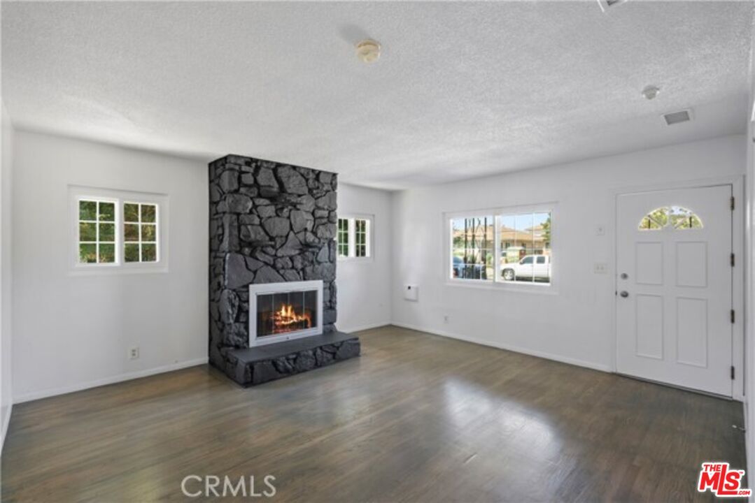 Empty room, Fireplace, Interior, Wood Texture Flooring