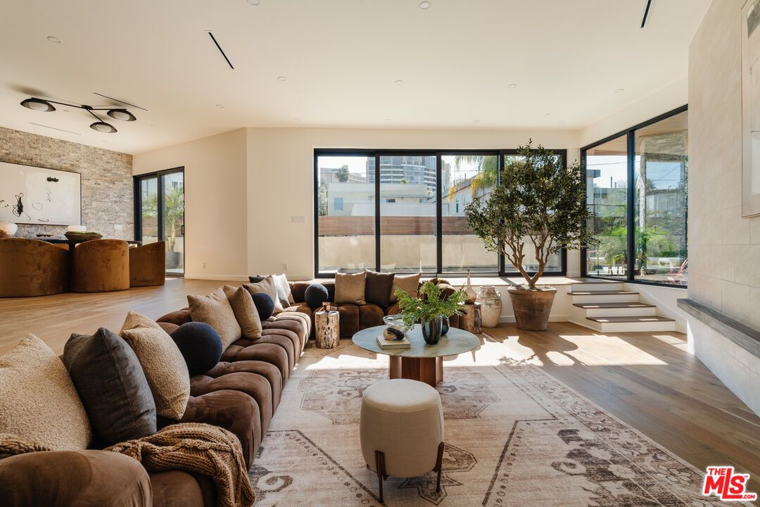 Interior, Living room, Recessed Lighting, Stone Walls, Wood Texture Flooring