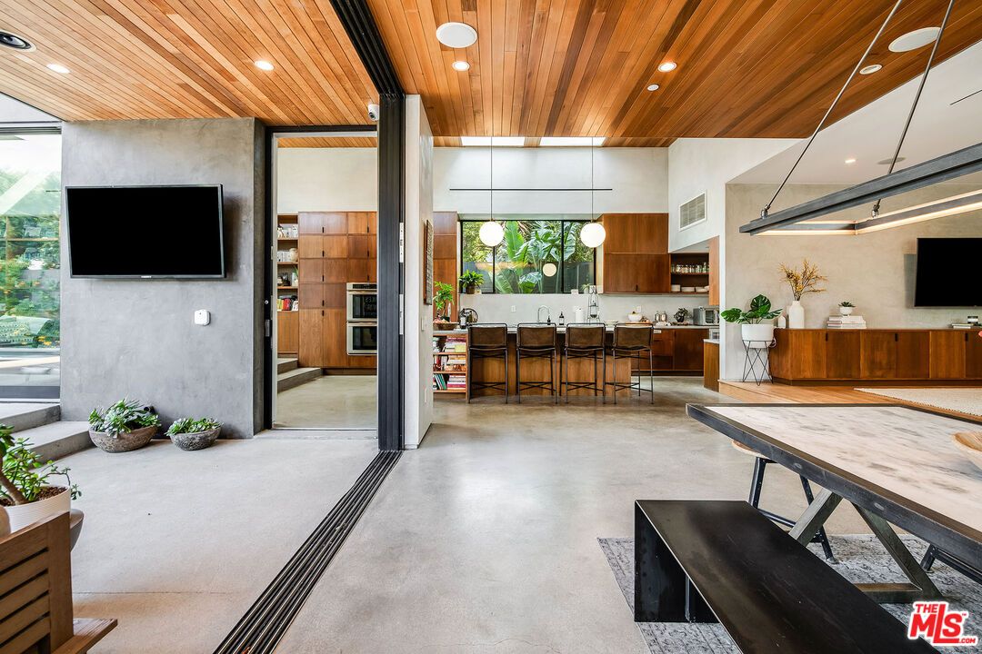 Interior, Pendant Lights, Recessed Lighting, Wooden Ceilings