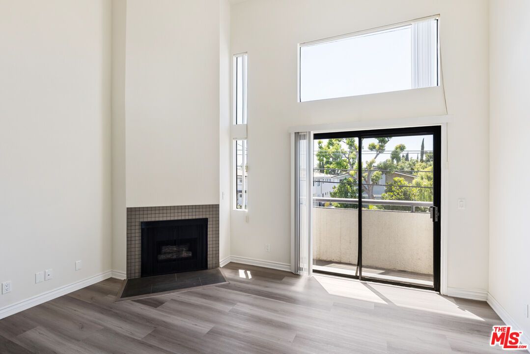 Fireplace, Interior, Wood Texture Flooring