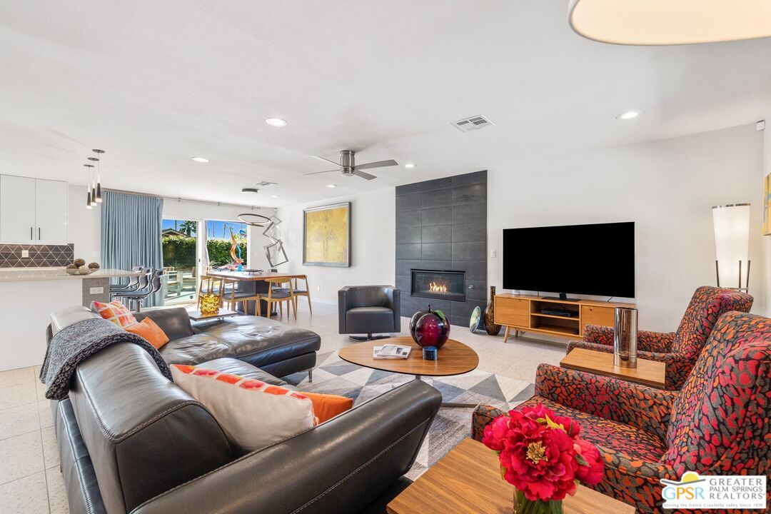 Dining room, Fireplace, Interior, Living room, Pendant Lights, Recessed Lighting