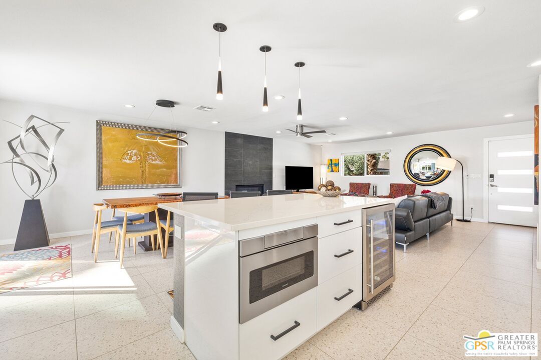 Dining room, Interior, Kitchen, Pendant Lights, Recessed Lighting