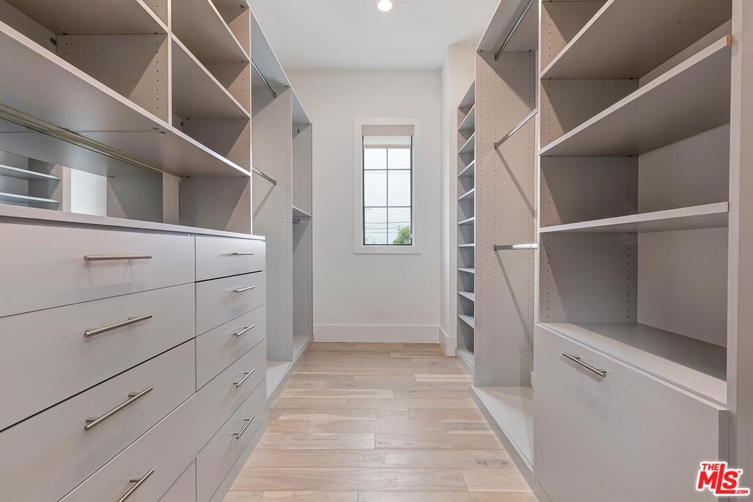 Interior, Recessed Lighting, Walk-in Closets, Wood Texture Flooring