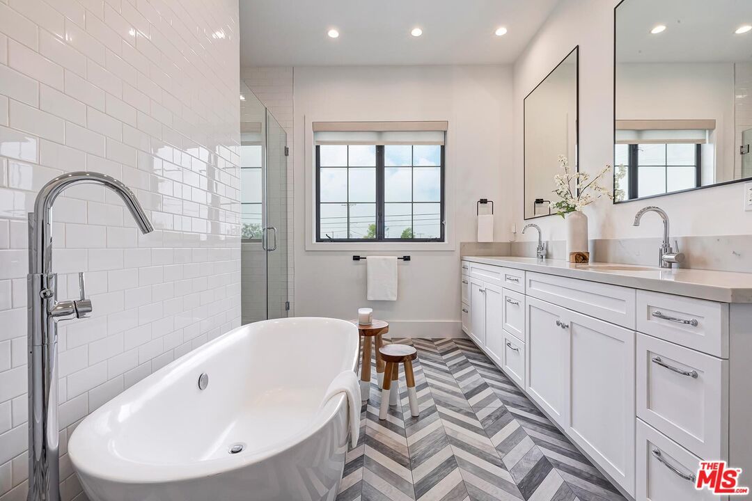 Bathroom, Dual Sink Vanities, Free Standing Baths, Glass Shower, Interior, Recessed Lighting