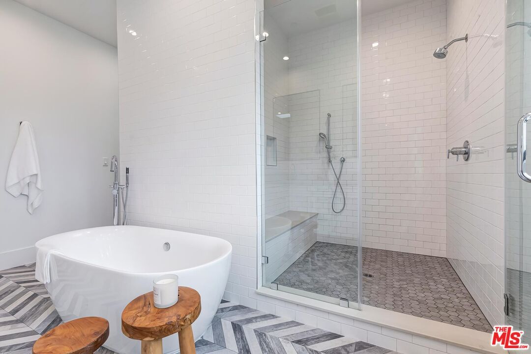 Bathroom, Free Standing Baths, Glass Shower, Interior, Recessed Lighting