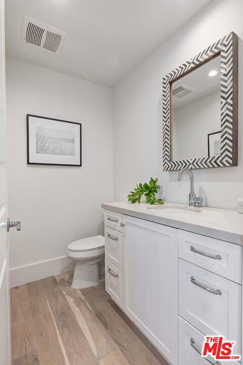 Bathroom, Interior, Recessed Lighting, Wood Texture Flooring