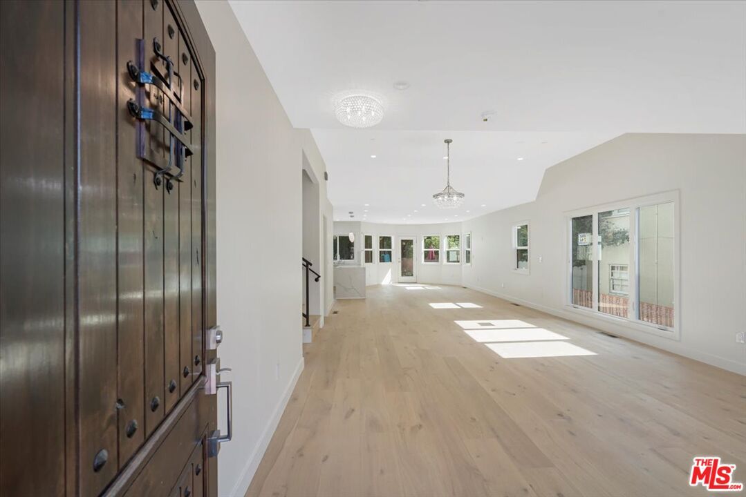 Chandelier, Interior, Pendant Lights, Recessed Lighting, Wood Texture Flooring