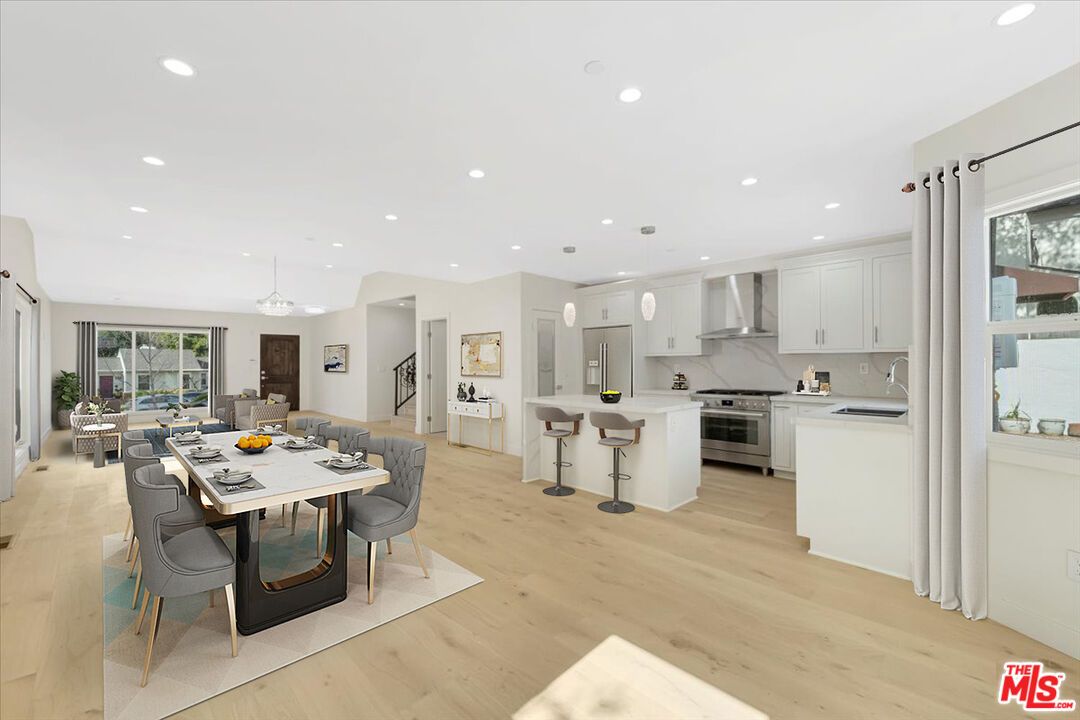 Dining room, Interior, Kitchen, Pendant Lights, Recessed Lighting, Stainless Steel Appliances, Wood Texture Flooring