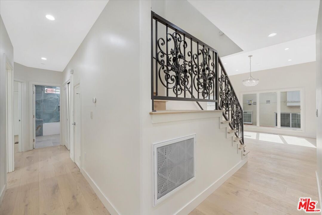Chandelier, Interior, Recessed Lighting, Wood Texture Flooring