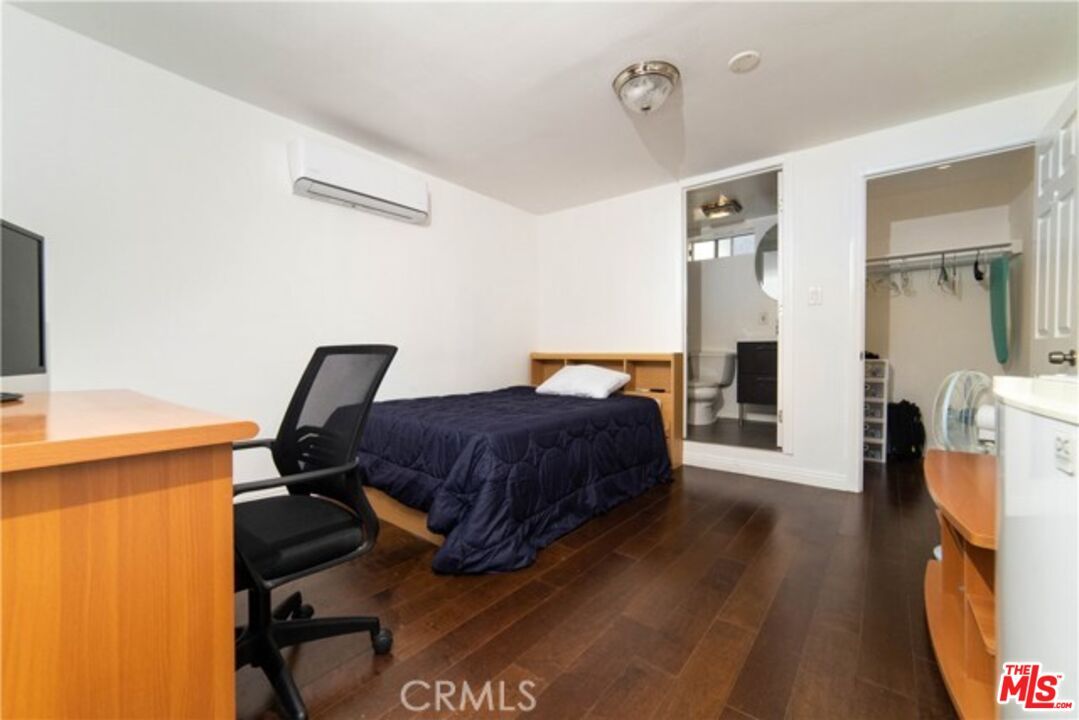 Bedroom, Home Office, Interior, Wood Texture Flooring