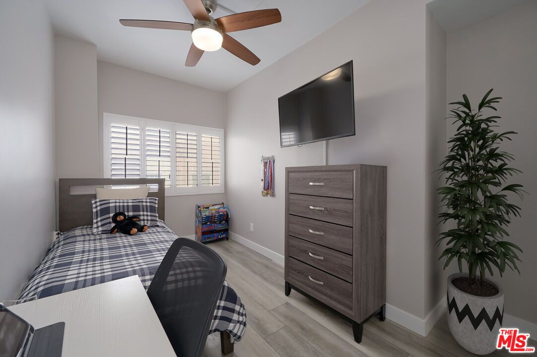 DE Listing image placeholder