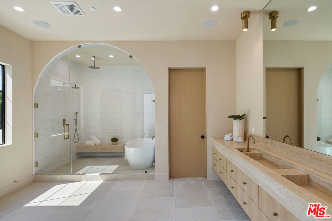 Bathroom, Dual Sink Vanities, Free Standing Baths, Glass Shower, Interior, Recessed Lighting