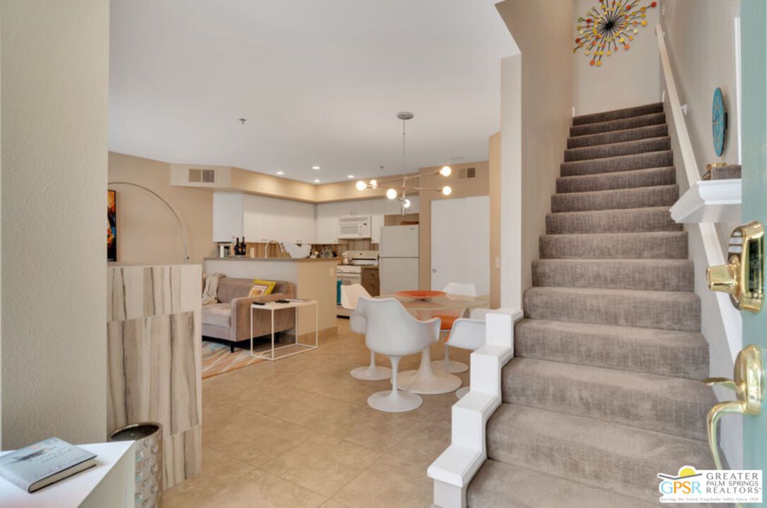 Dining room, Interior, Kitchen, Pendant Lights, Recessed Lighting