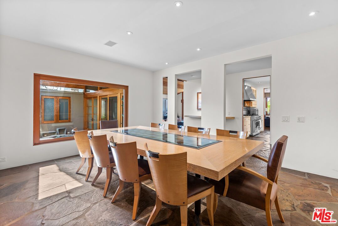 Dining room, Interior, Kitchen, Recessed Lighting