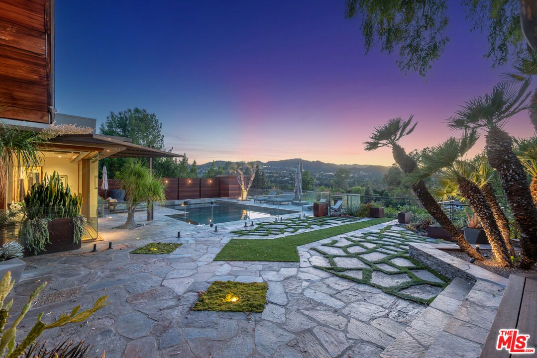 Backyard, Exterior, Pool