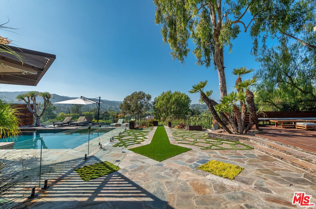 Backyard, Exterior, Pool