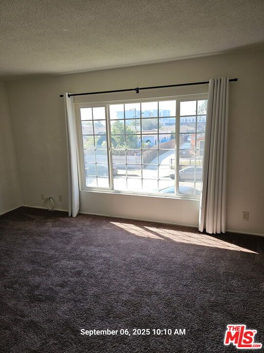 Empty room, Interior, Water