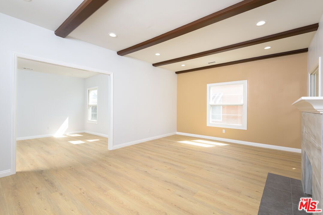 Empty room, Interior, Recessed Lighting, Wooden Beams, Wood Texture Flooring